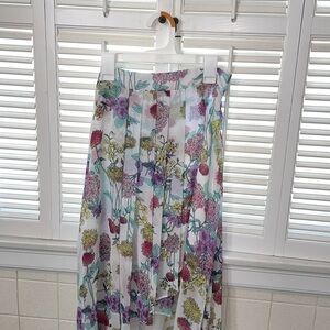 Bisou Bisou high low floral skirt